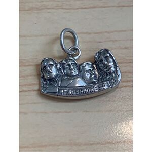 Mount Rushmore Sterling Silver Jewelry Charm #travel